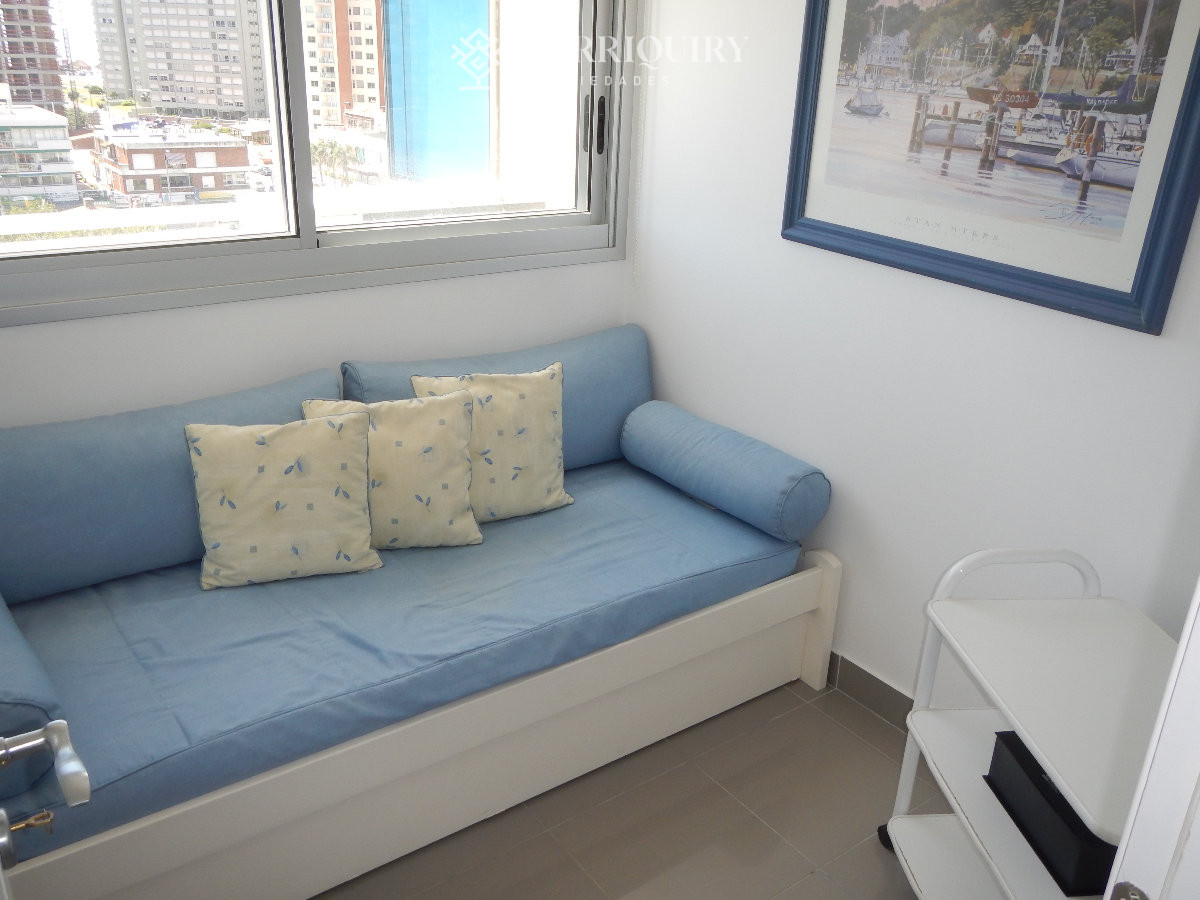 Apartamento ID.7128 - Apartamento en venta y alquiler de  3 dorm en Punta del Este