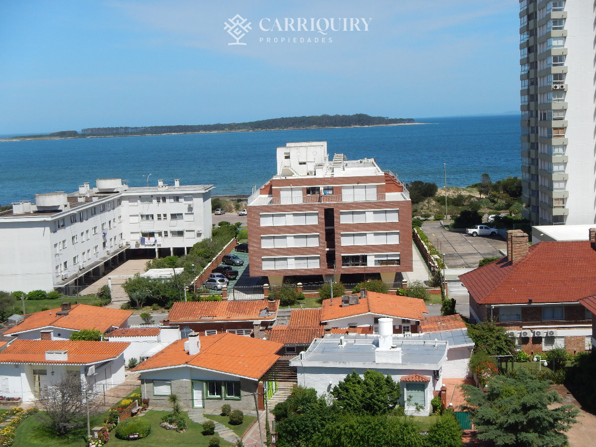 Apartamento ID.7128 - Apartamento en venta y alquiler de  3 dorm en Punta del Este