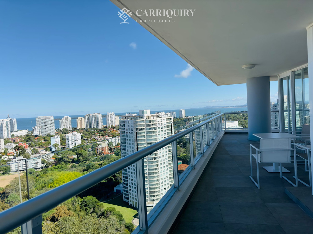 Apartamento ID.7834/APARTAMENTO-EN-VENTA-3-DORMITORIOS-PUNTA-DEL-ESTE - Penthouse en VENTA, 3 dormitorios en suite + Dependencia, vista 180°.