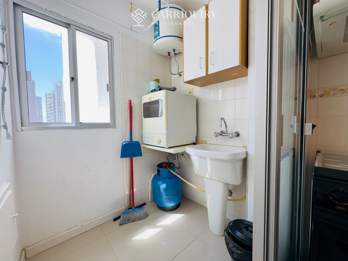 Apartamento ID.7753 - Apartamento en VENTA, 3 dormitorios, 2 baños, reciclado.