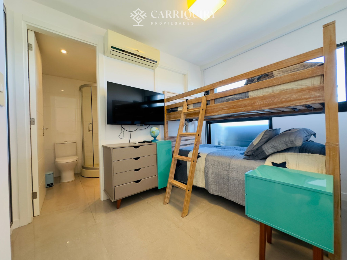 Apartamento ID.7834/APARTAMENTO-EN-VENTA-3-DORMITORIOS-PUNTA-DEL-ESTE - Penthouse en VENTA, 3 dormitorios en suite + Dependencia, vista 180°.