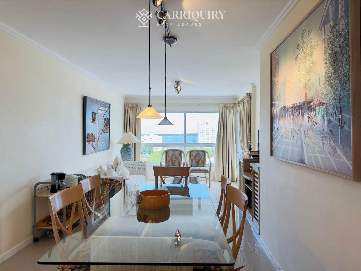 Apartamento ID.7753 - Apartamento en VENTA, 3 dormitorios, 2 baños, reciclado.
