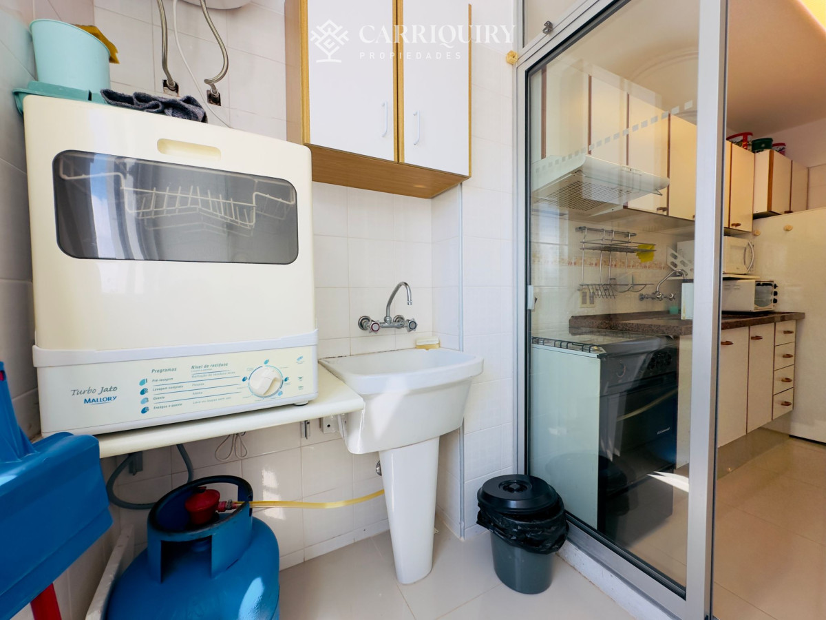 Apartamento ID.7753 - Apartamento en VENTA, 3 dormitorios, 2 baños, reciclado.