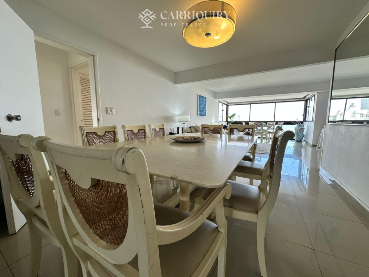 Apartamento ID.7780 - Apto en venta, Punta del este, playa brava.