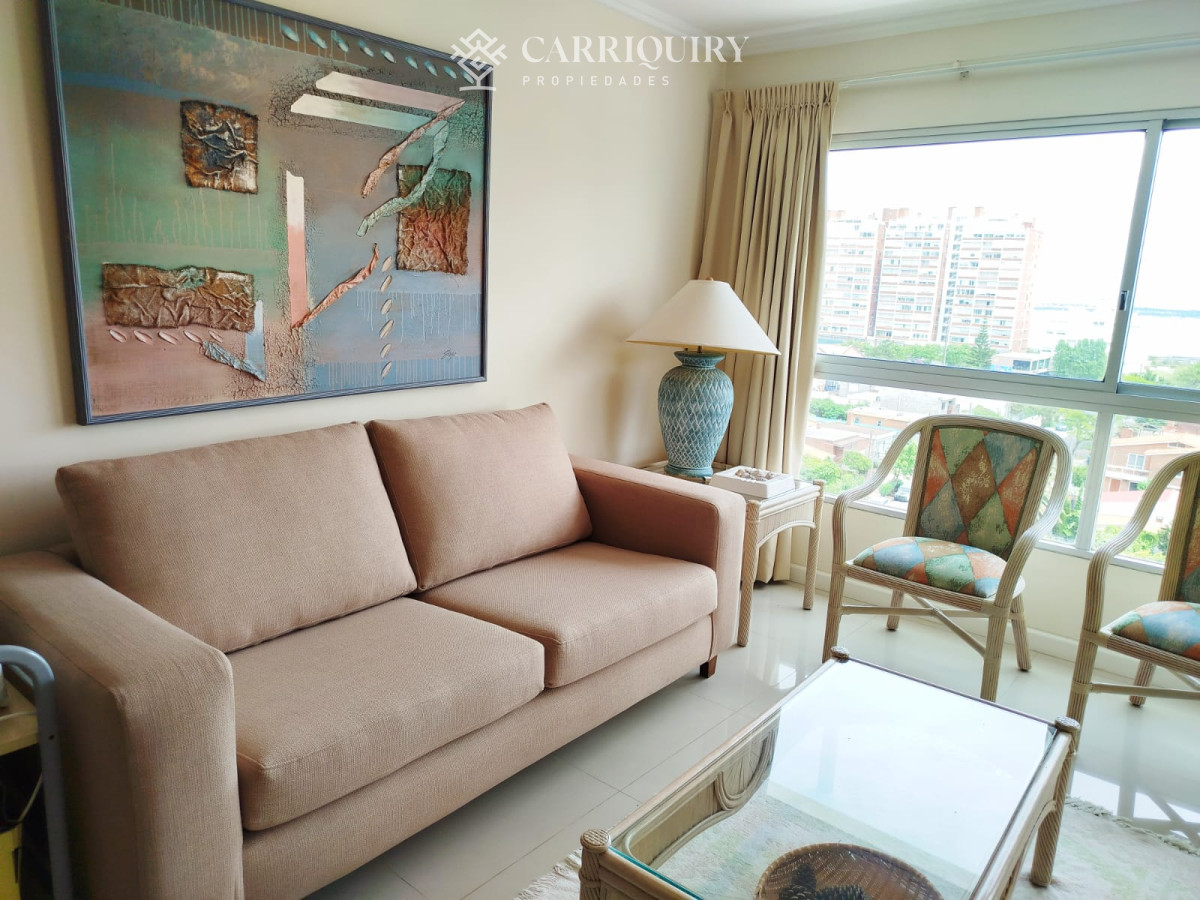 Apartamento ID.7753 - Apartamento en VENTA, 3 dormitorios, 2 baños, reciclado.