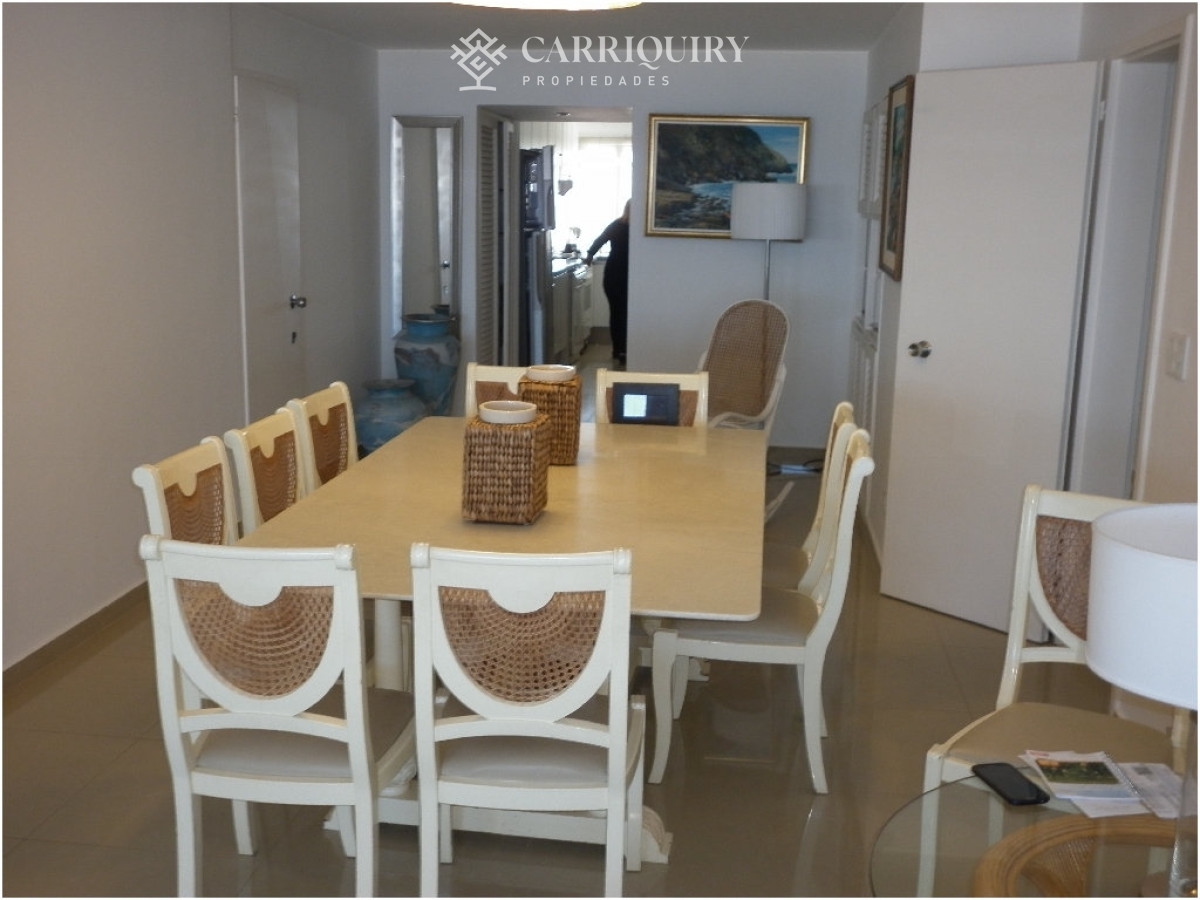 Apartamento ID.7780 - Apto en venta, Punta del este, playa brava.