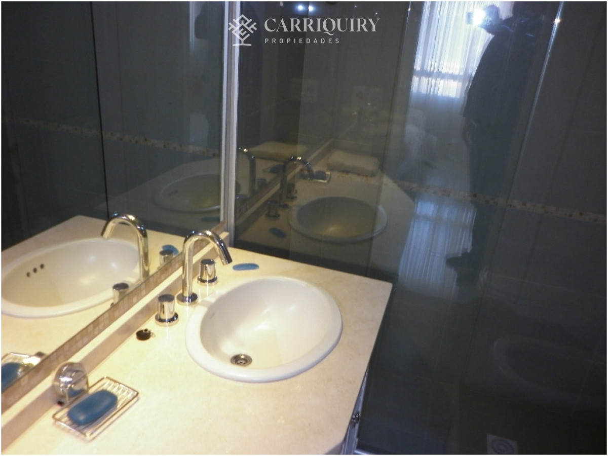 Apartamento ID.7780 - Apto en venta, Punta del este, playa brava.