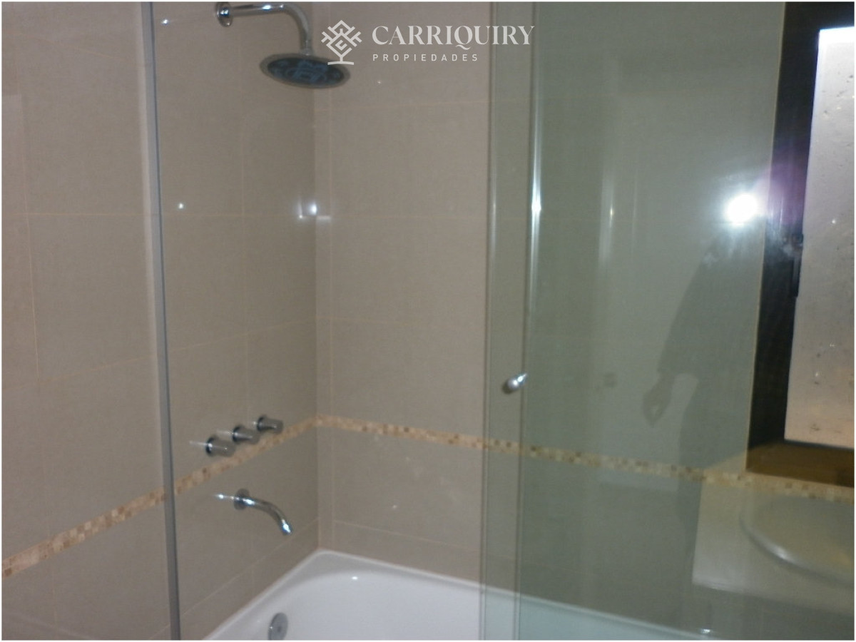 Apartamento ID.7780 - Apto en venta, Punta del este, playa brava.