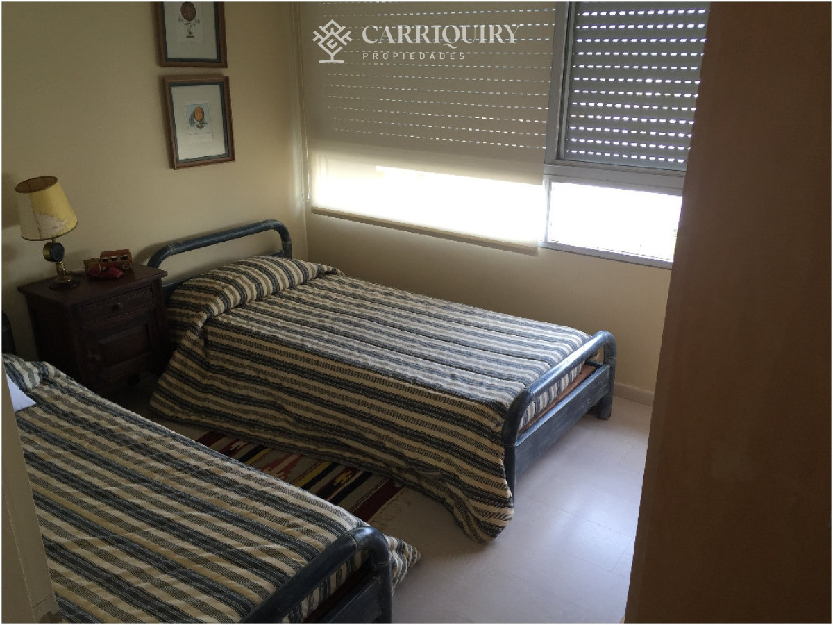 Apartamento ID.6029 - Apartamento en venta de 3 dormitorios y dependencia en Punta del Este