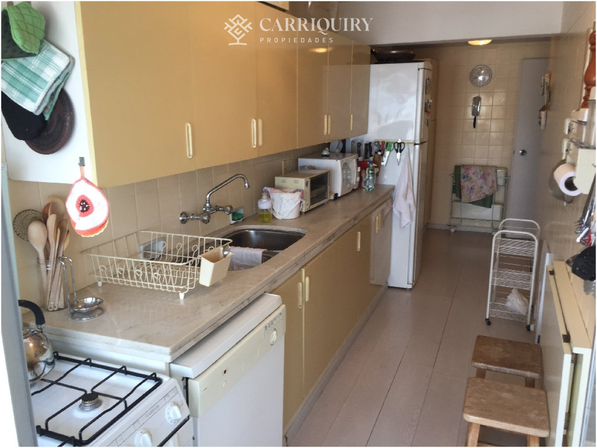 Apartamento ID.6029 - Apartamento en venta de 3 dormitorios y dependencia en Punta del Este