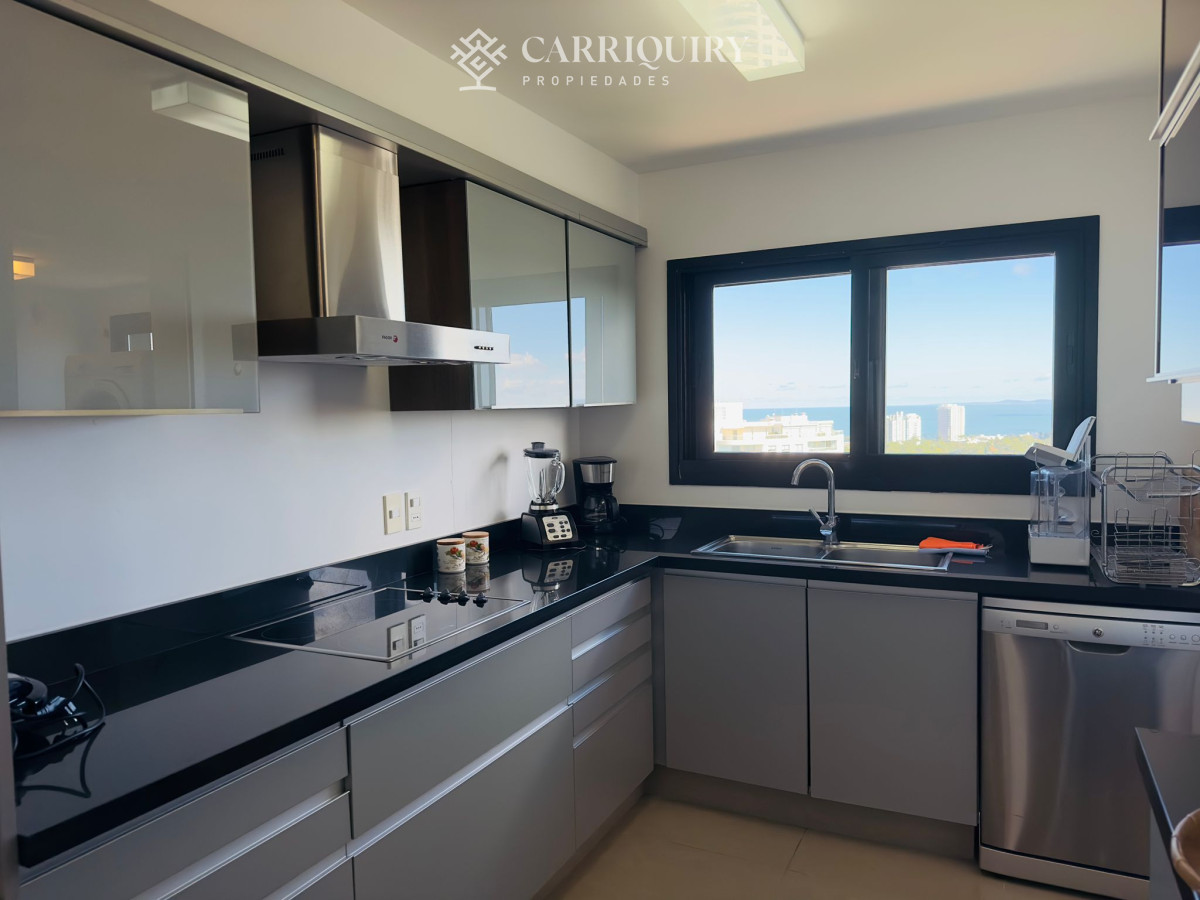 Apartamento ID.7834/APARTAMENTO-EN-VENTA-3-DORMITORIOS-PUNTA-DEL-ESTE - Penthouse en VENTA, 3 dormitorios en suite + Dependencia, vista 180°.