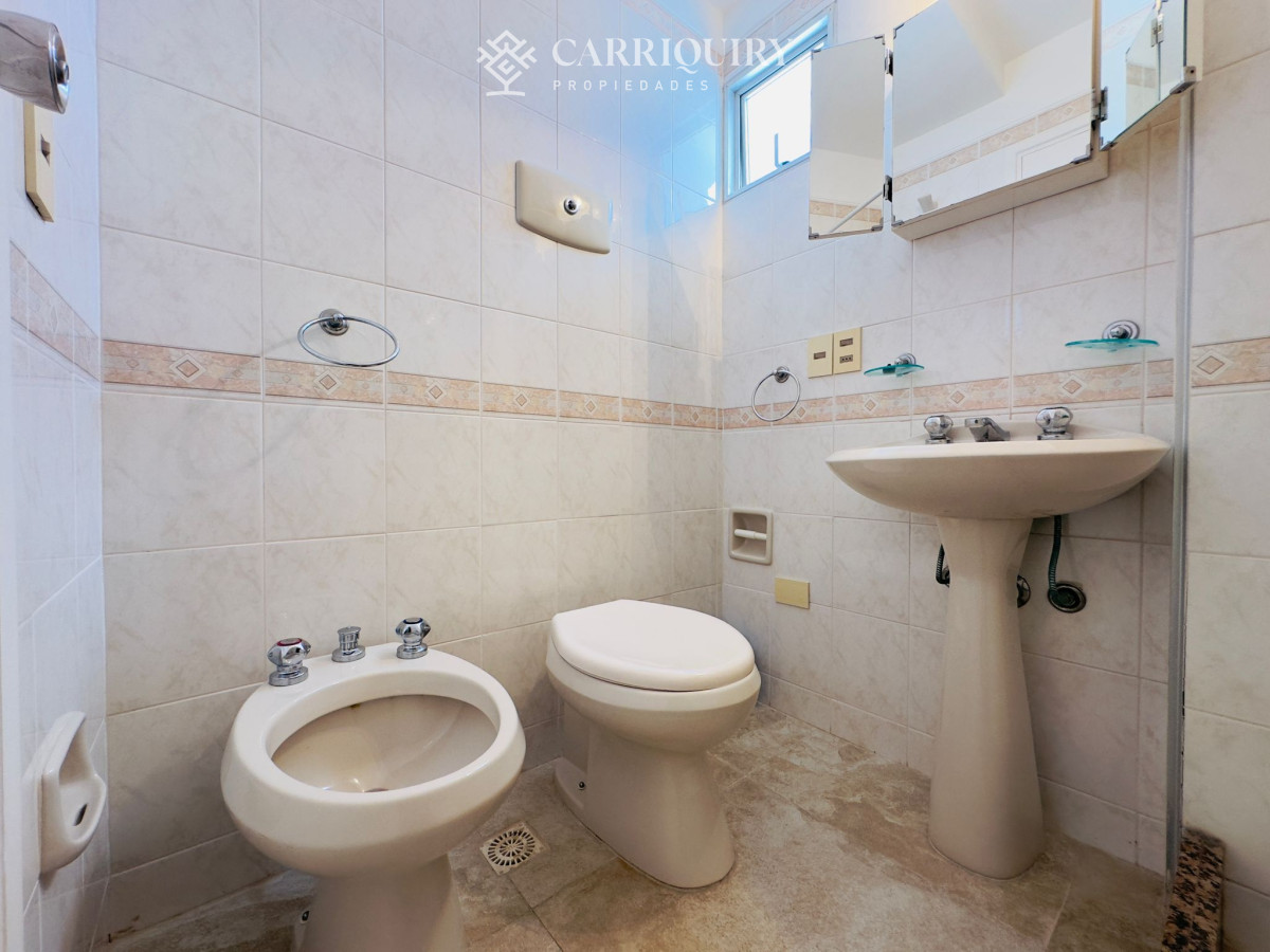 Apartamento ID.7753 - Apartamento en VENTA, 3 dormitorios, 2 baños, reciclado.