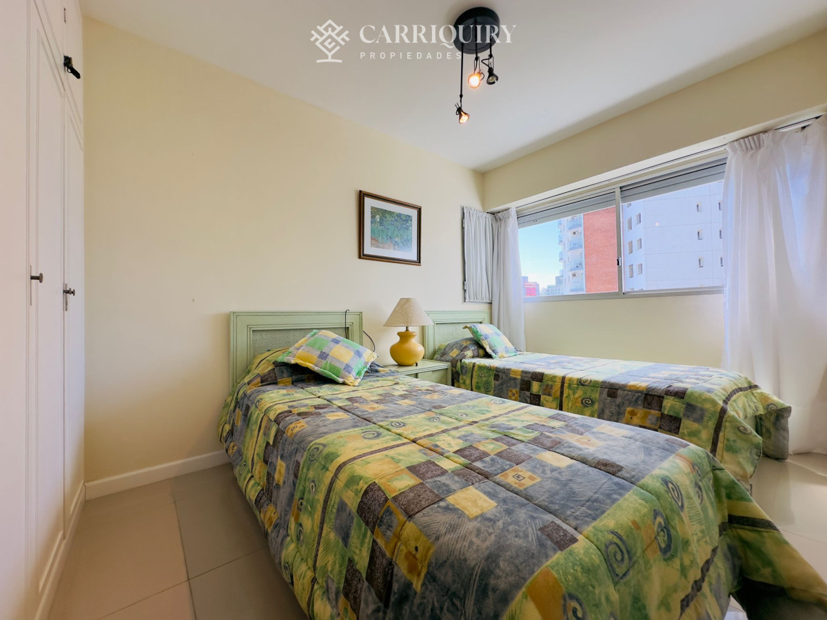 Apartamento ID.7753 - Apartamento en VENTA, 3 dormitorios, 2 baños, reciclado.