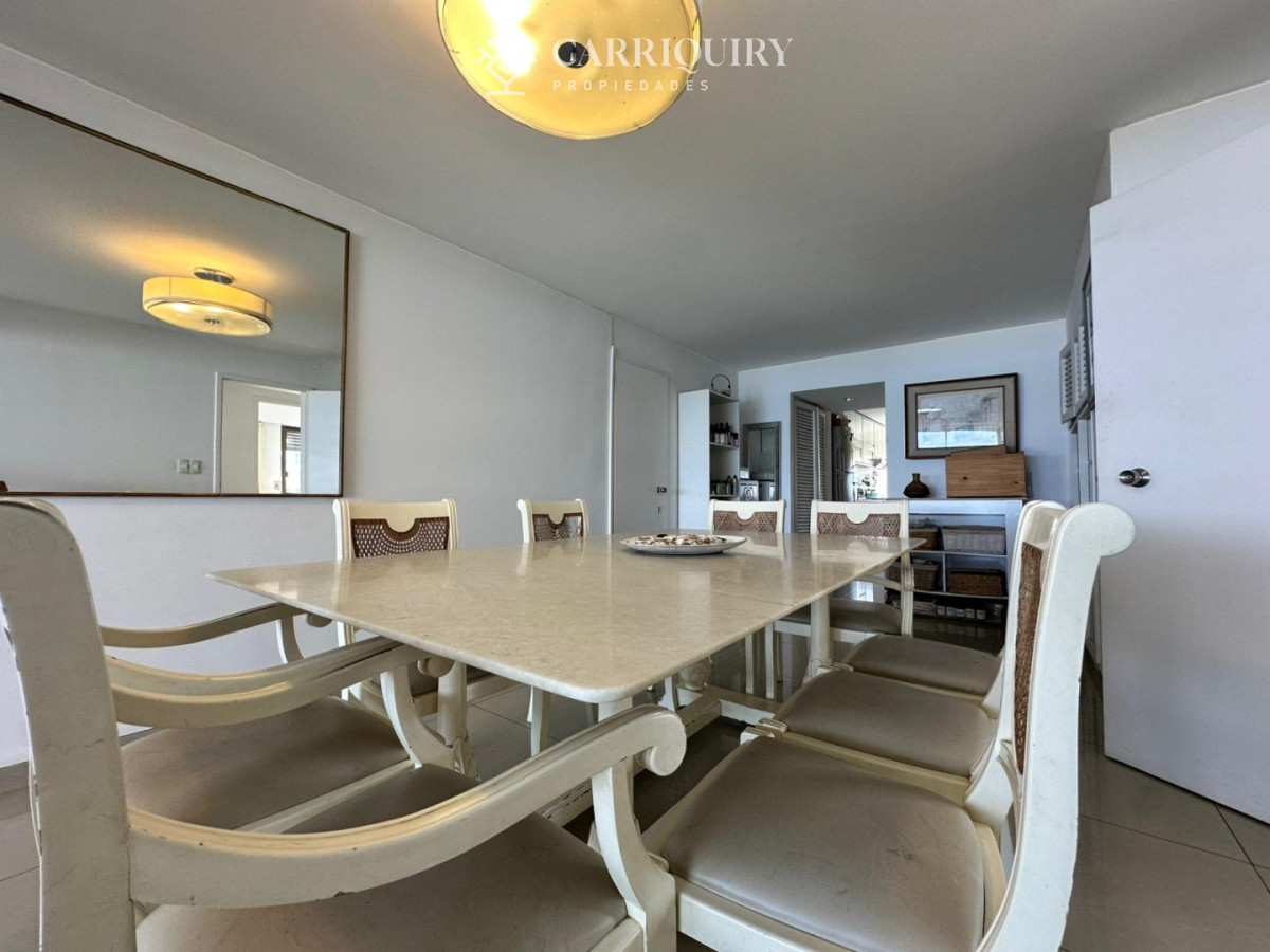 Apartamento ID.7780 - Apto en venta, Punta del este, playa brava.