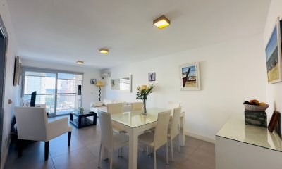 Alquiler y venta de apartamento de 2 dormitorios 2 baños con parrillero propio