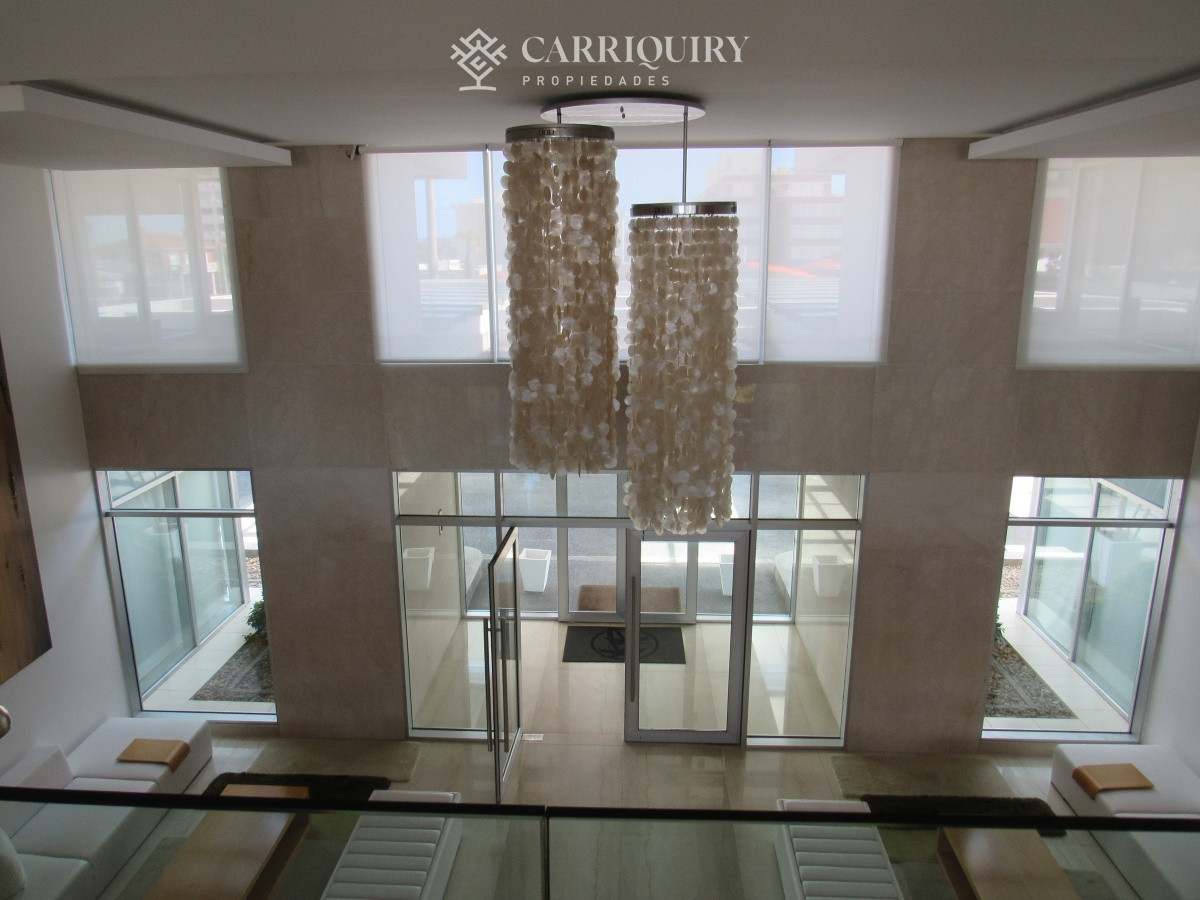 Apartamento ID.7128 - Apartamento en venta y alquiler de  3 dorm en Punta del Este