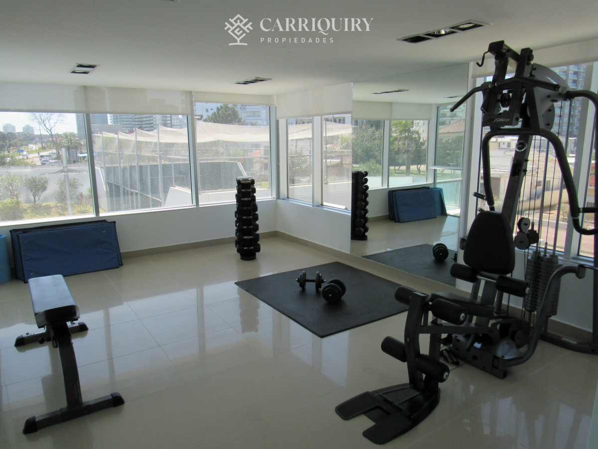 Apartamento ID.7128 - Apartamento en venta y alquiler de  3 dorm en Punta del Este