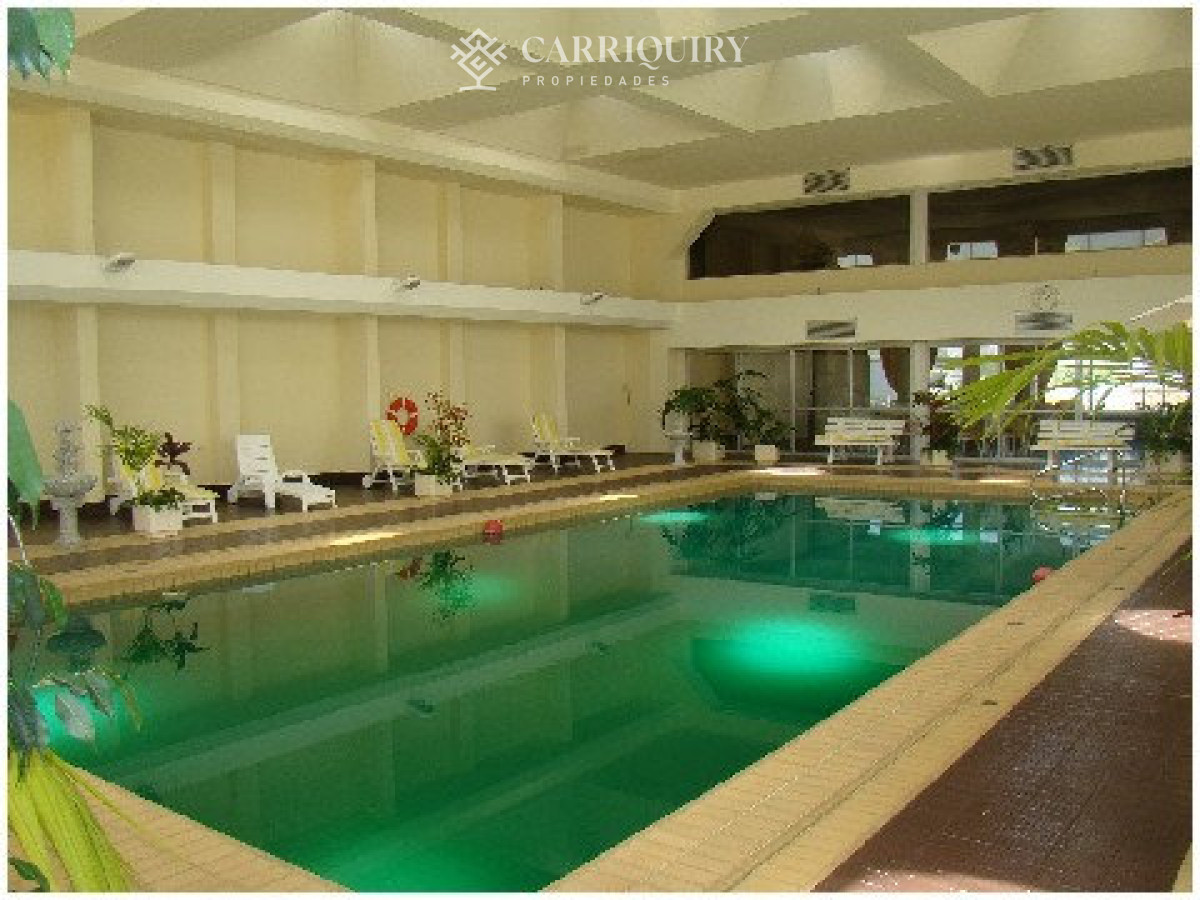 Apartamento ID.6029 - Apartamento en venta de 3 dormitorios y dependencia en Punta del Este