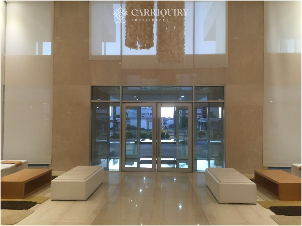 Apartamento ID.7128 - Apartamento en venta y alquiler de  3 dorm en Punta del Este