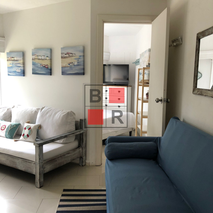 Apartamento ID.920 -  Apartamento en venta de un dormitorio y gran playroom en Punta del Este