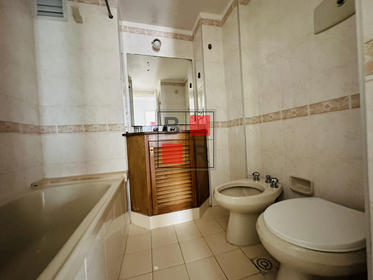 Apartamento ID.1222 - Alquiler y venta de apartamento de 1 dormitorio y medio en Punta del Este