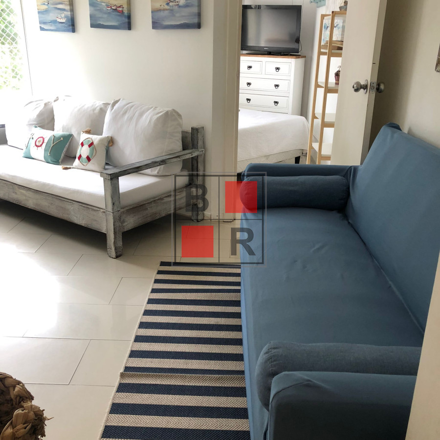 Apartamento ID.920 -  Apartamento en venta de un dormitorio y gran playroom en Punta del Este