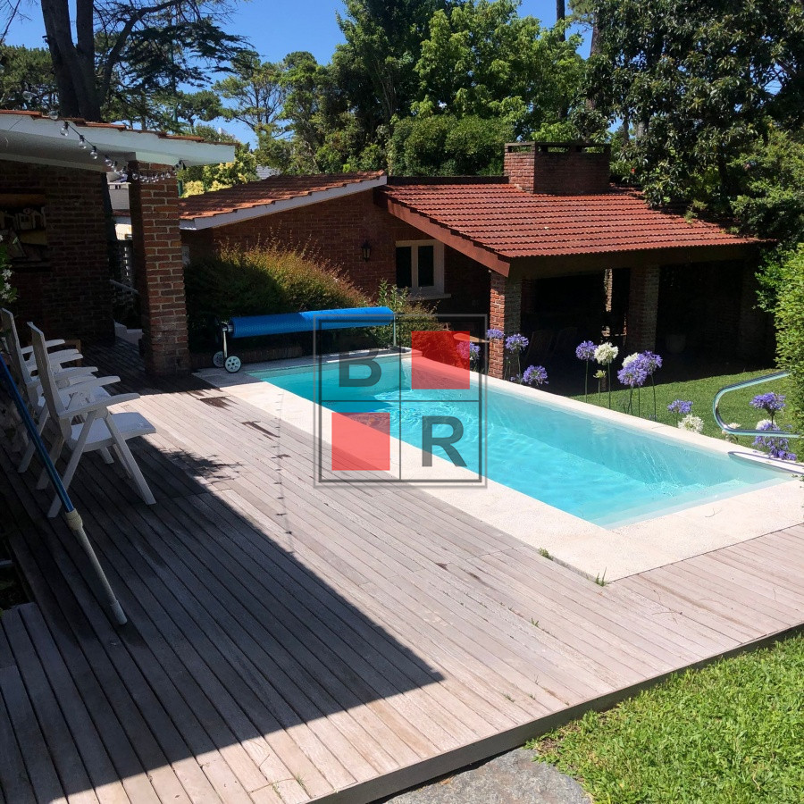 Casa ID.869 - Alquiler de casa de 3 dormitorios en Punta del Este