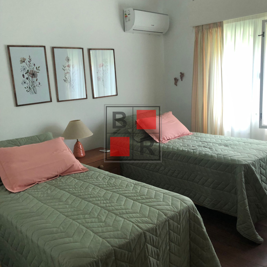 Casa ID.869 - Alquiler de casa de 3 dormitorios en Punta del Este