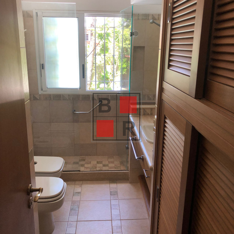 Casa ID.869 - Alquiler de casa de 3 dormitorios en Punta del Este