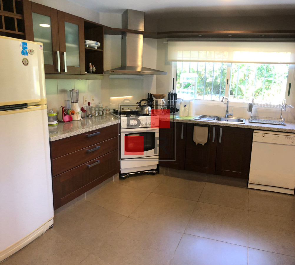Casa ID.869 - Alquiler de casa de 3 dormitorios en Punta del Este