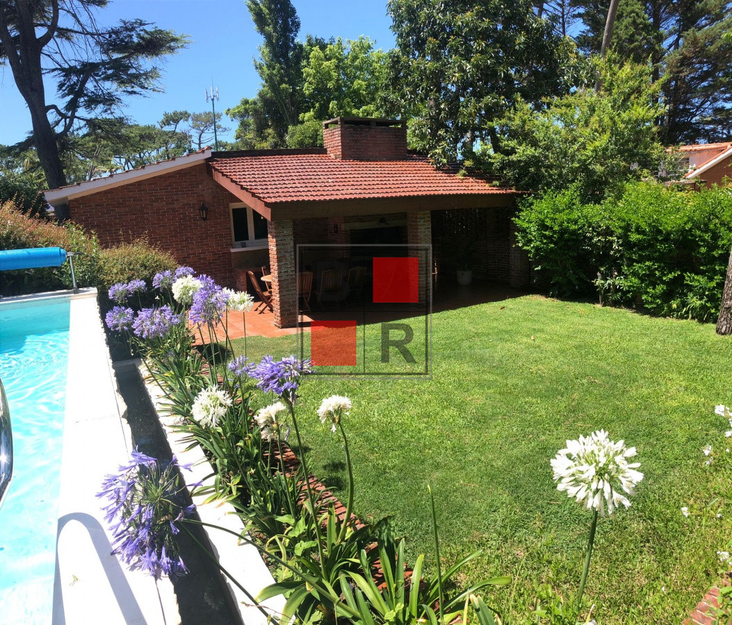 Casa ID.869 - Alquiler de casa de 3 dormitorios en Punta del Este
