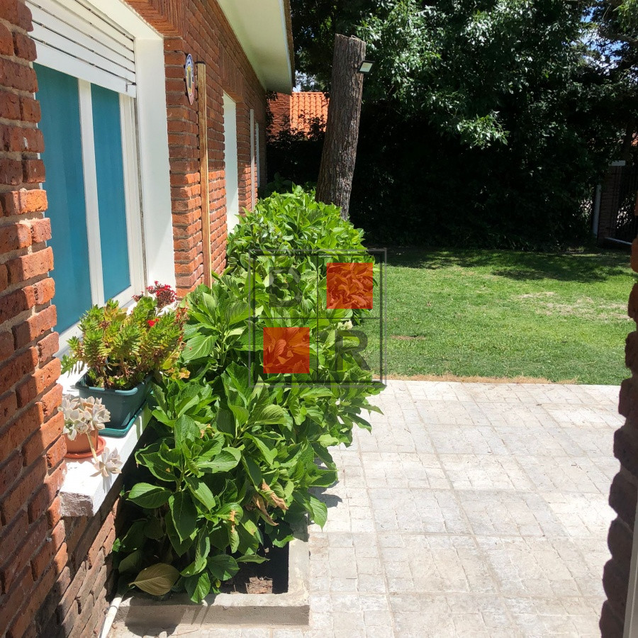 Casa ID.869 - Alquiler de casa de 3 dormitorios en Punta del Este