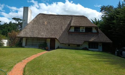 Alquiler y venta de casa de 3 dormitorios en Punta del Este
