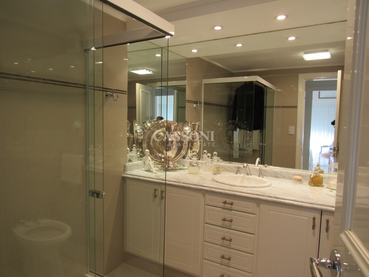 Apartamento ID.165 - Venta de apartamento de 3 dormitorios en Punta del Este