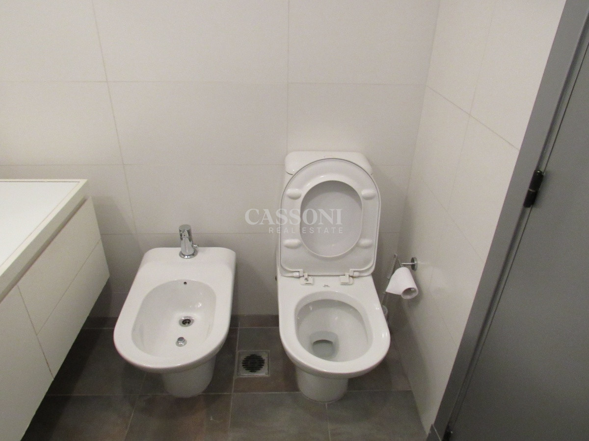 Apartamento ID.553 - Venta apartamento de 2 dor con parrillero, balcón en Puta del Este