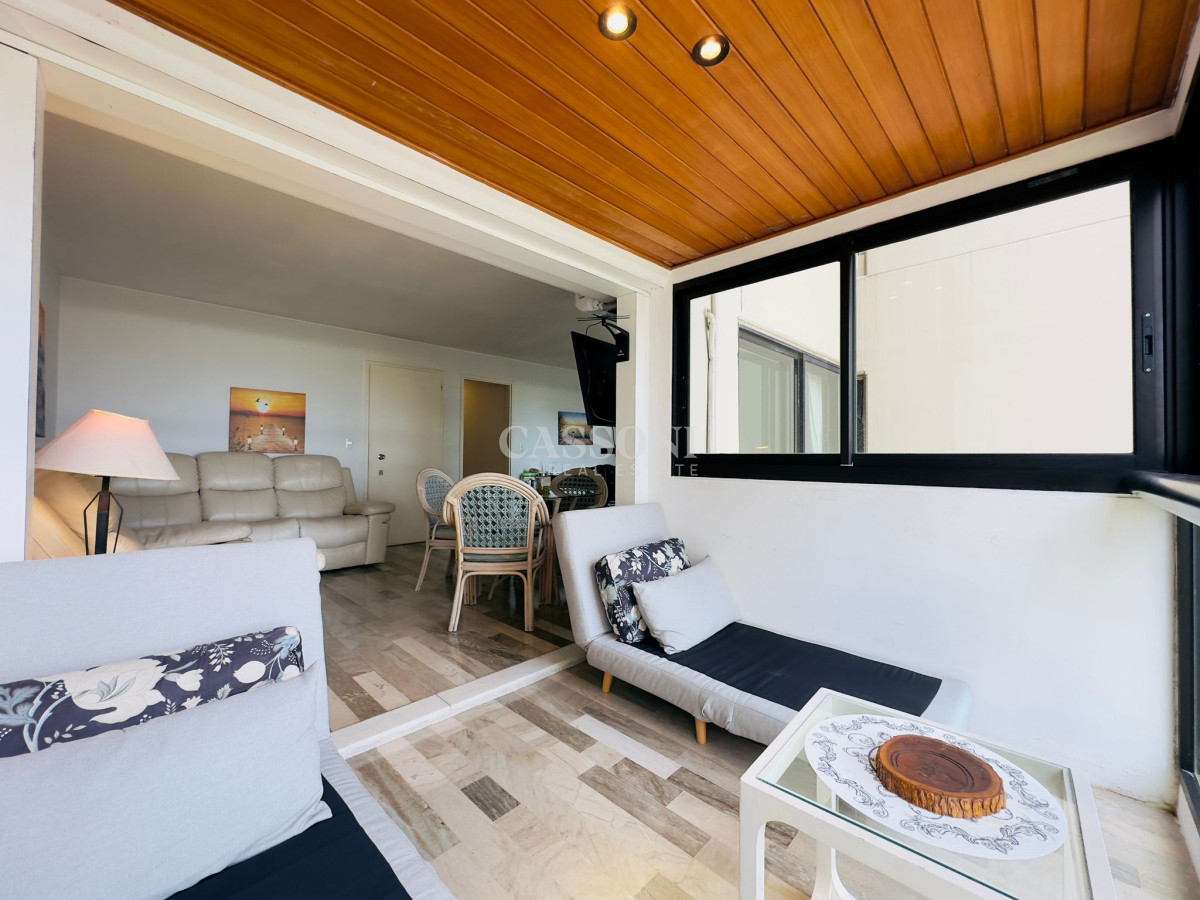 Apartamento ID.2055 - Apartamento en venta de 3 dormitorios en Punta del Este