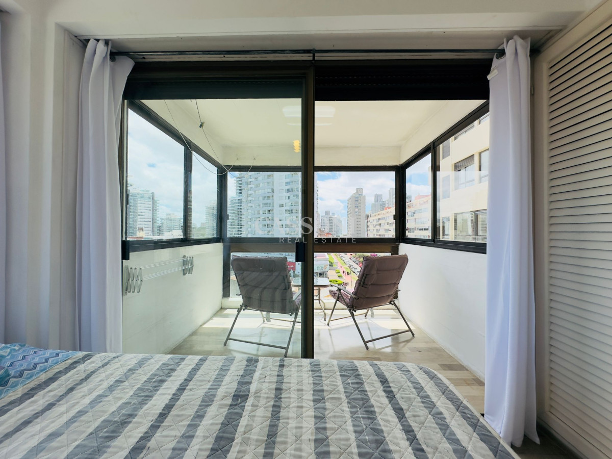 Apartamento ID.2055 - Apartamento en venta de 3 dormitorios en Punta del Este