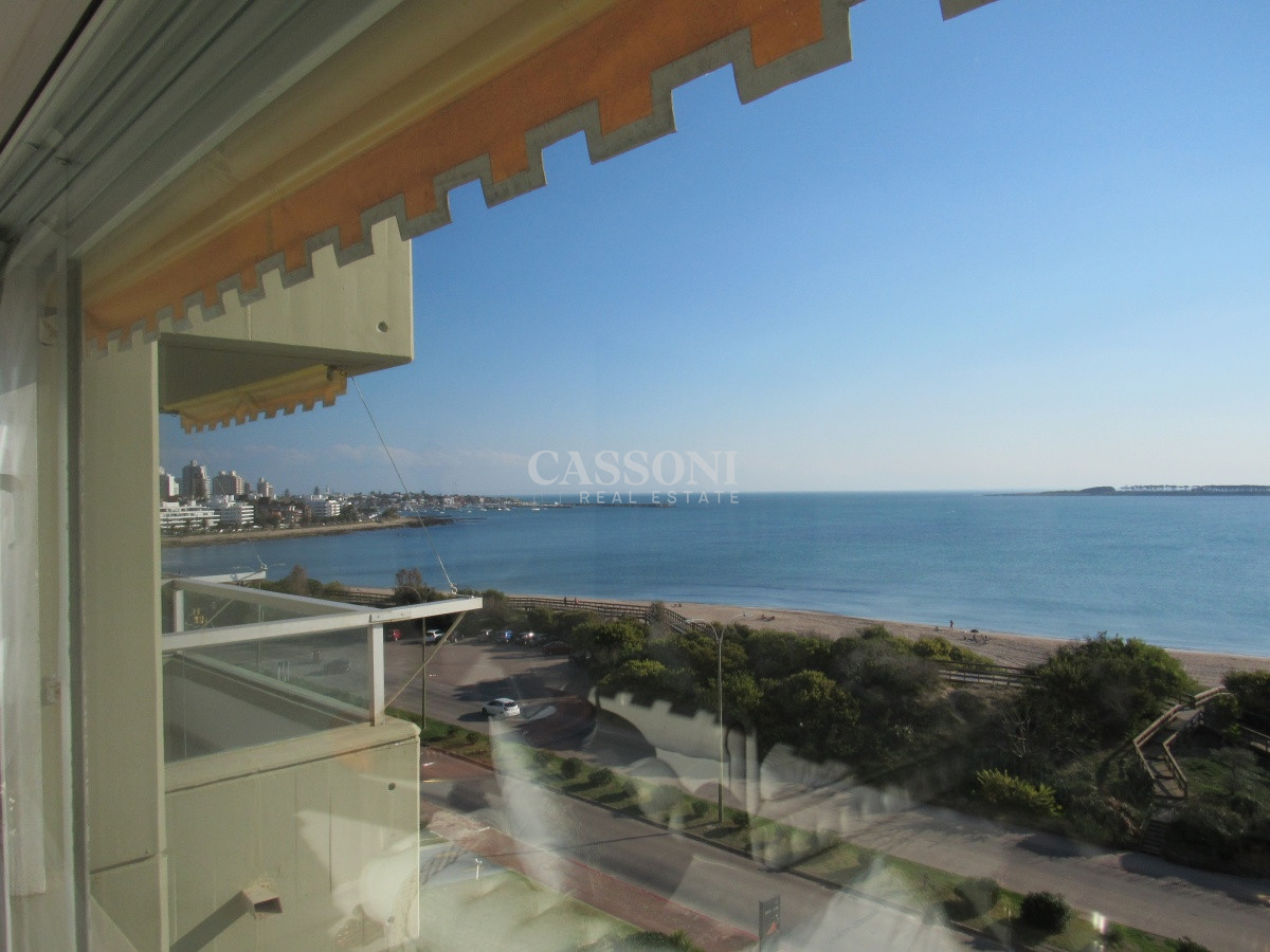 Apartamento ID.165 - Venta de apartamento de 3 dormitorios en Punta del Este