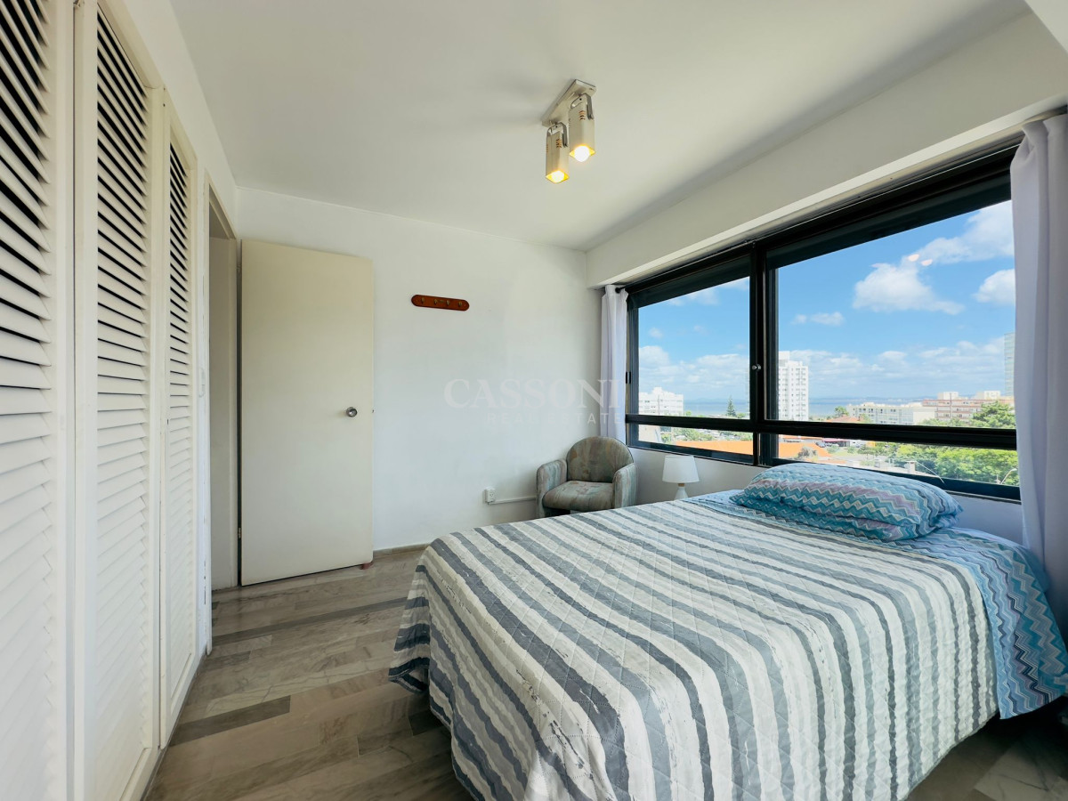 Apartamento ID.2055 - Apartamento en venta de 3 dormitorios en Punta del Este