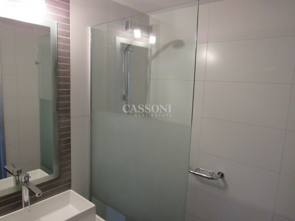 Apartamento ID.553 - Venta apartamento de 2 dor con parrillero, balcón en Puta del Este