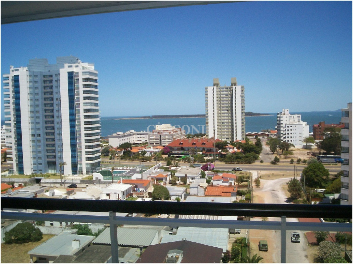 Apartamento ID.553 - Venta apartamento de 2 dor con parrillero, balcón en Puta del Este
