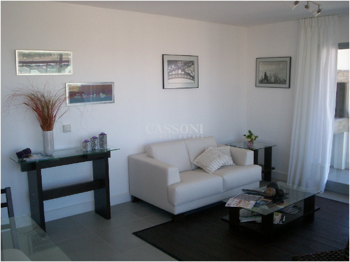 Apartamento ID.553 - Venta apartamento de 2 dor con parrillero, balcón en Puta del Este