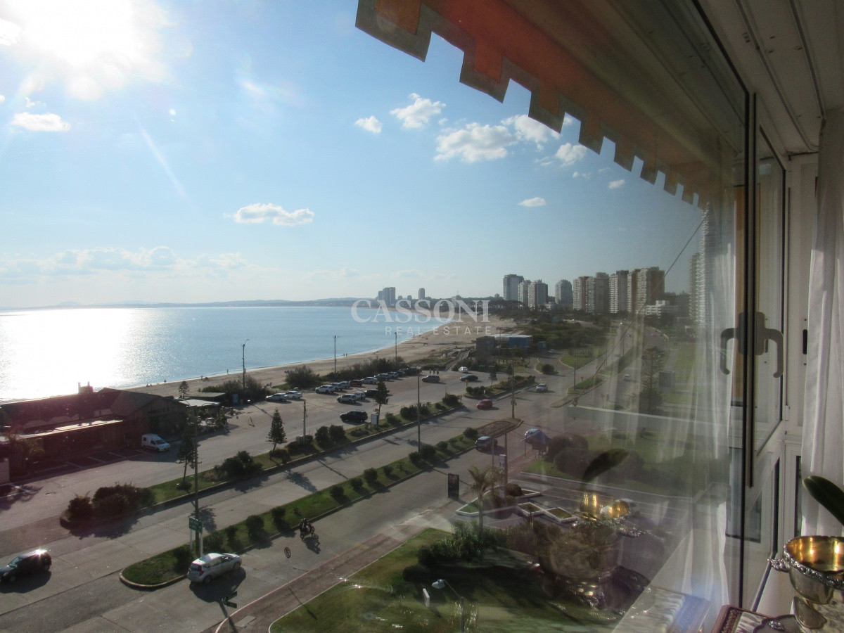 Apartamento ID.165 - Venta de apartamento de 3 dormitorios en Punta del Este