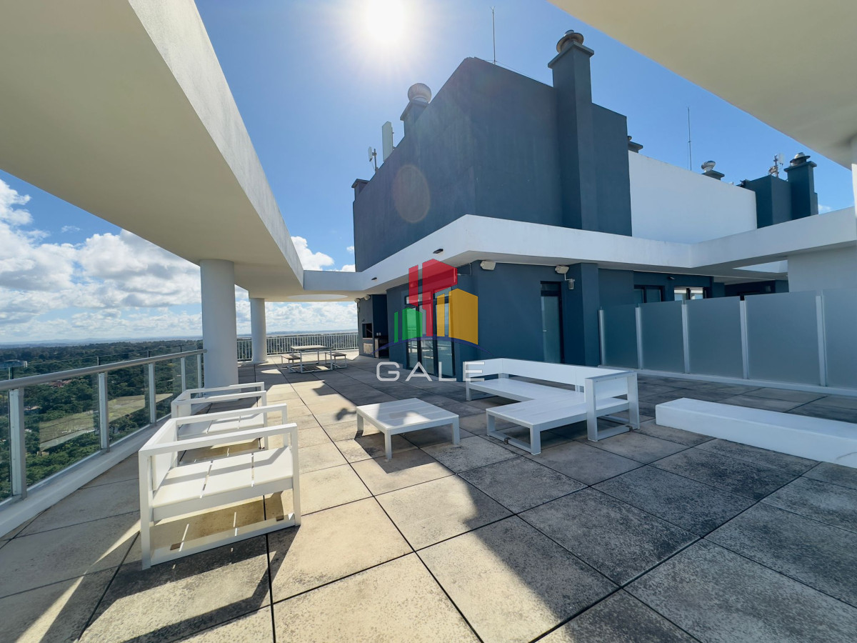 Apartamento ID.2107 - Penthouse en VENTA, 3 dormitorios en suite + Dependencia, vista 360°.