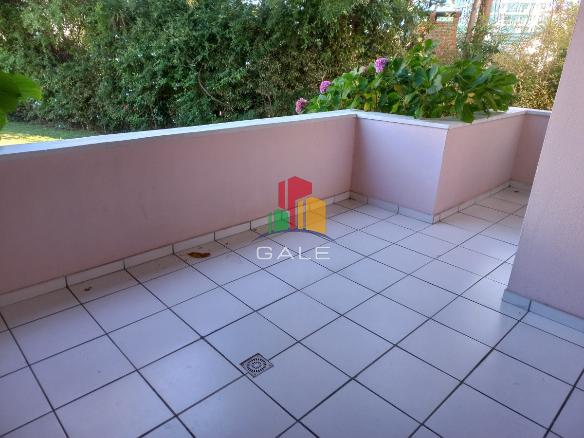Apartamento ID.2887 -  Apartamento EN VENTA de 3 dormitorios en Punta del Este