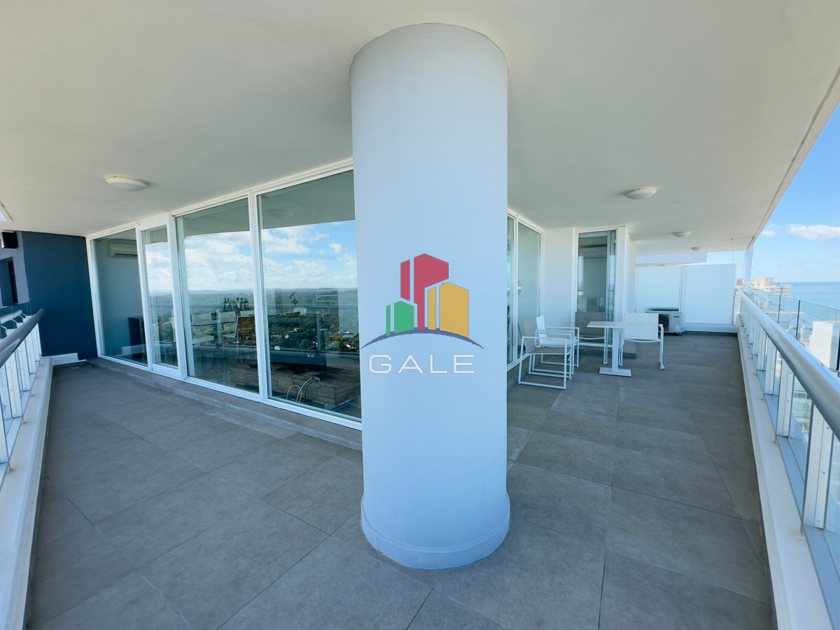 Apartamento ID.2107 - Penthouse en VENTA, 3 dormitorios en suite + Dependencia, vista 360°.