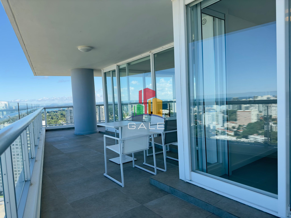 Apartamento ID.2107 - Penthouse en VENTA, 3 dormitorios en suite + Dependencia, vista 360°.