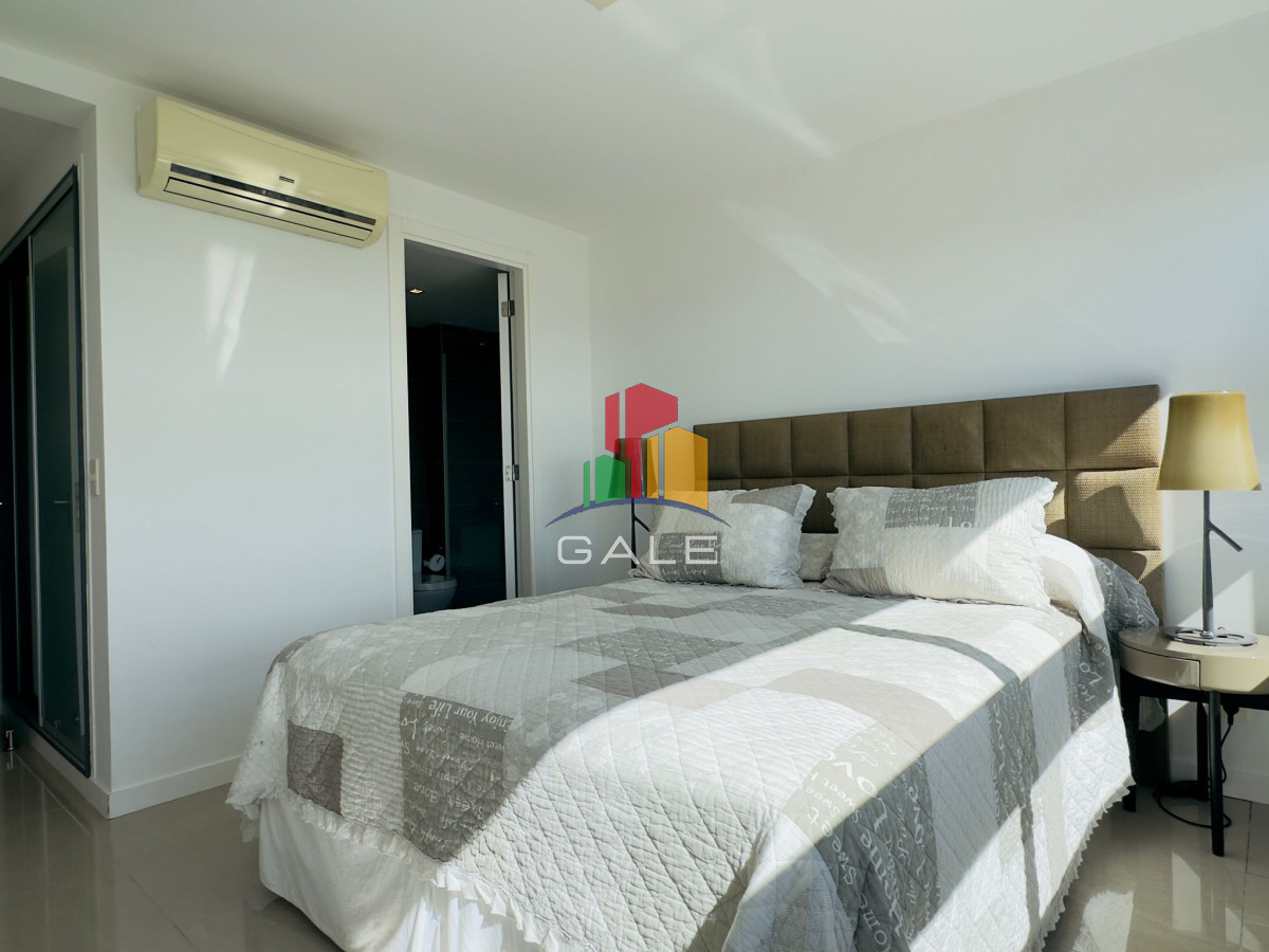 Apartamento ID.2107 - Penthouse en VENTA, 3 dormitorios en suite + Dependencia, vista 360°.