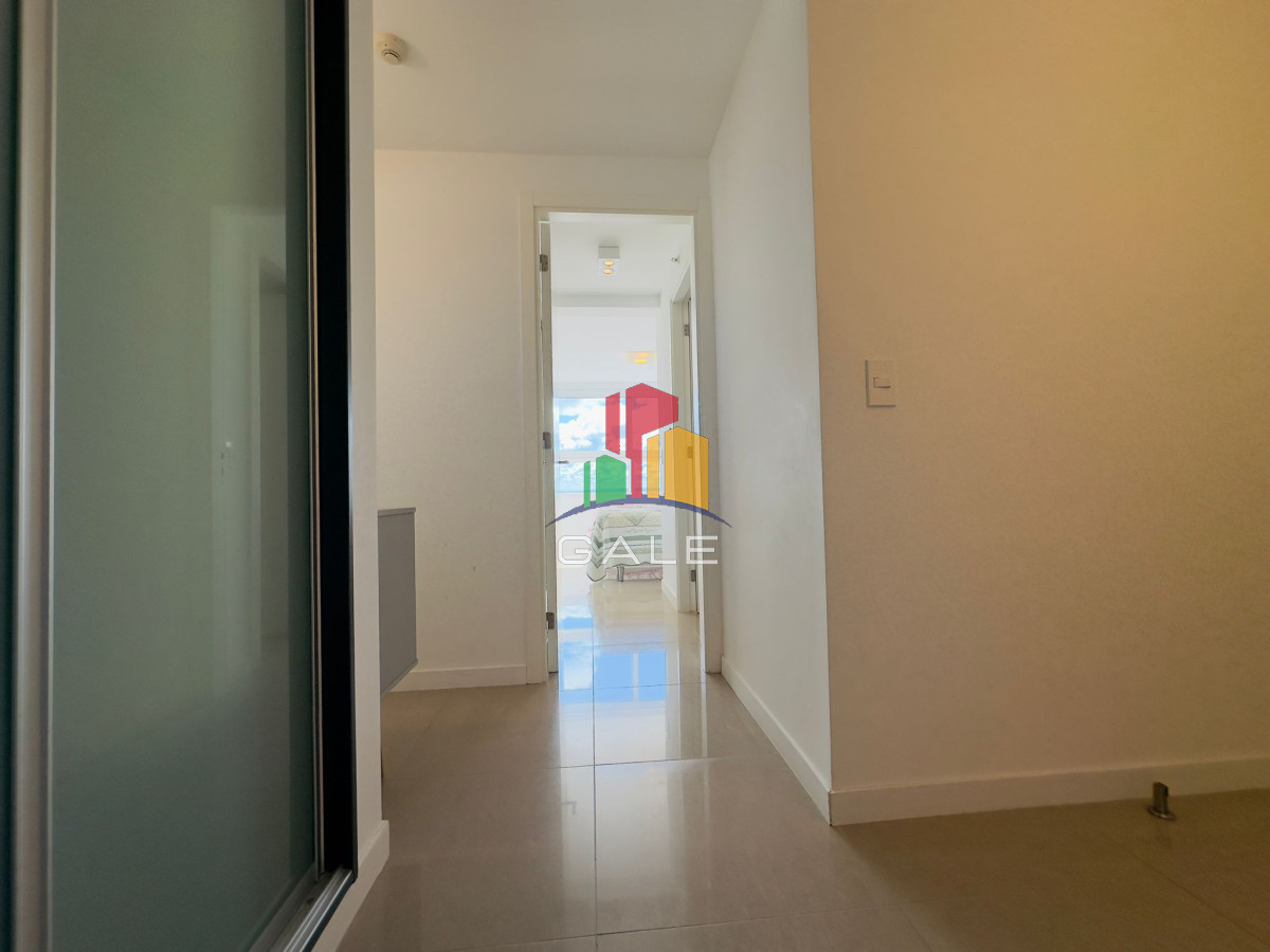 Apartamento ID.2107 - Penthouse en VENTA, 3 dormitorios en suite + Dependencia, vista 360°.
