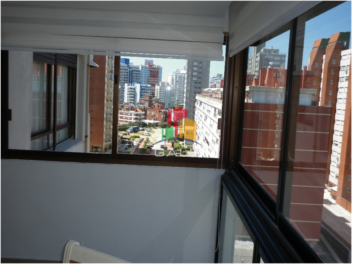 Apartamento ID.4393 - Apto en venta, Punta del este, playa brava.